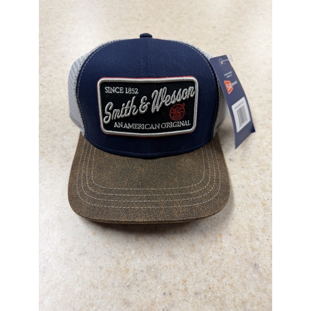 Smith & and Wesson Snapback Mesh Trucker Hat Leather Bill Blue American 2A 540